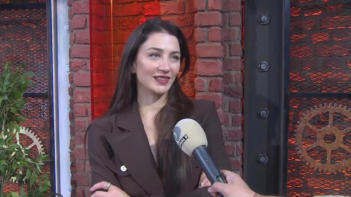 Eşref Rüya'nın ağır ablası, "Irmak" karakterine nasıl hazırlandığını anlattı