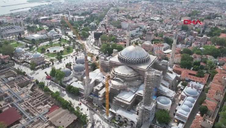 Ayasofya'nın ana kubbesi yenileniyor