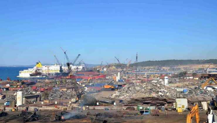 Aliağa Gemi Söküm Bölgesi'nde iş kazası: 1 işçi hayatını kaybetti