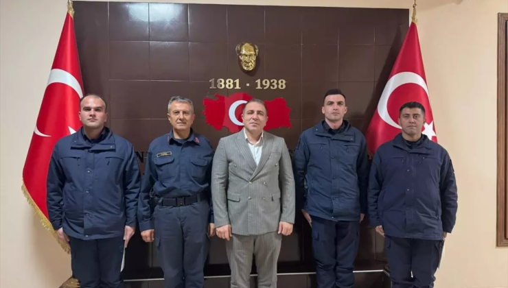 Hayrat'ta hasta kişiyi sağlık ekiplerine ulaştıran jandarma personeline başarı belgesi