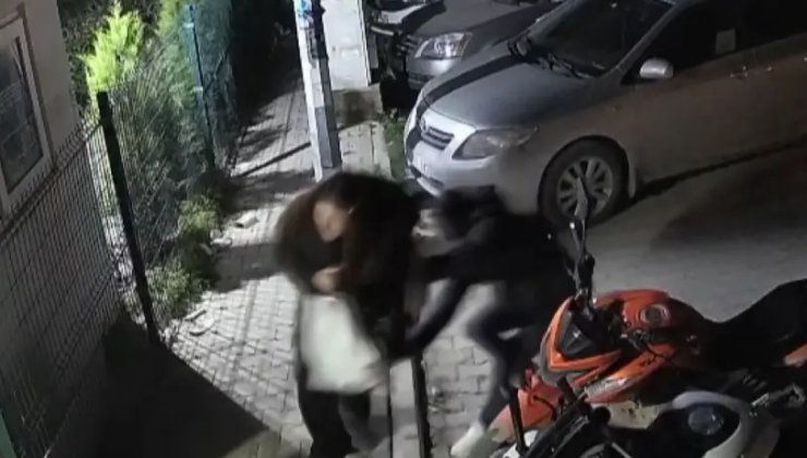 İzmir’de saplantılı eski sevgili cinayeti: Genç kadın hastanedeki yaşam mücadelesini kaybetti
