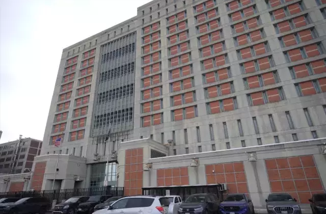 Maduro'yu, New York sokaklarında sergilediler