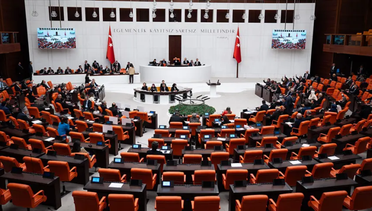 Meclis’te yeni haftada gündem yoğun. Trafik cezalarına ağır yaptırım geliyor