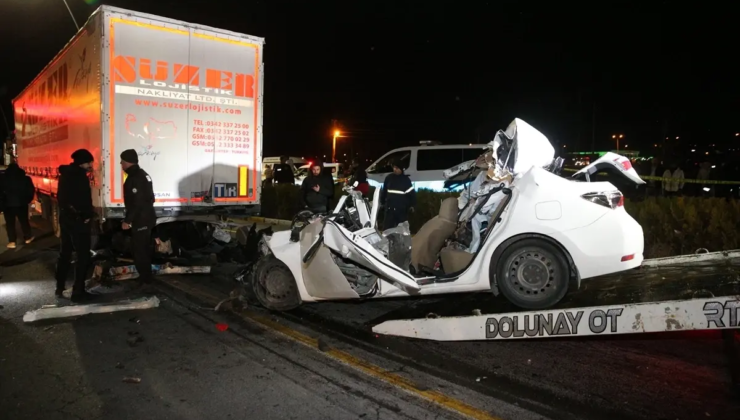 Niğde'de tırla çarpışan otomobilin sürücüsü öldü