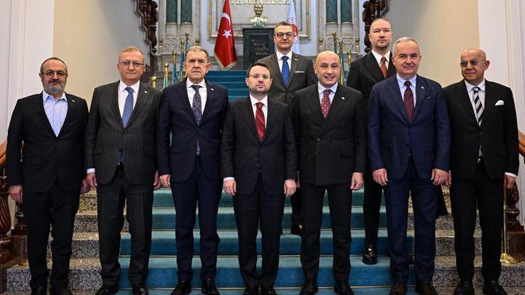 Adalet Bakanı Gürlek, Türkiye İhracatçılar Meclisi heyetini kabul etti Adalet Bakanı Gürlek, Türkiye İhracatçılar Meclisi heyetini kabul etti