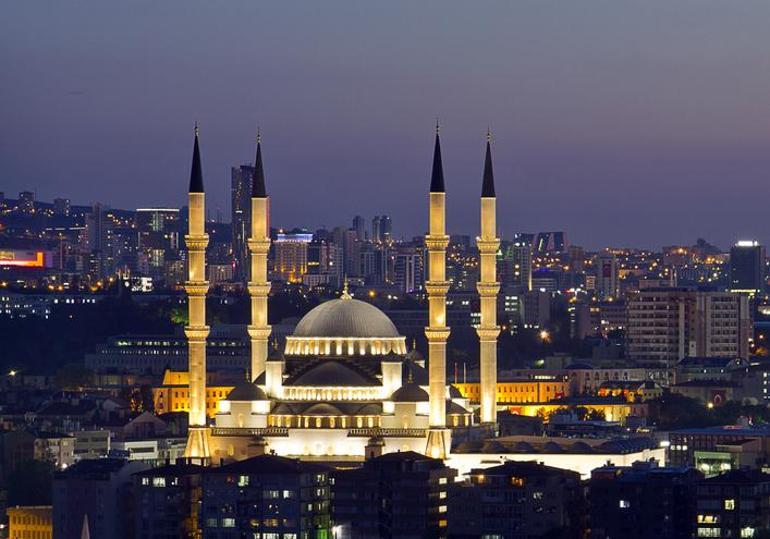 KADİR GECESİ 2026: Bu Sene Kadir Gecesi Ne Zaman Ramazanın Kaçıncı Günü 2026 Ramazan İmsakiyesi