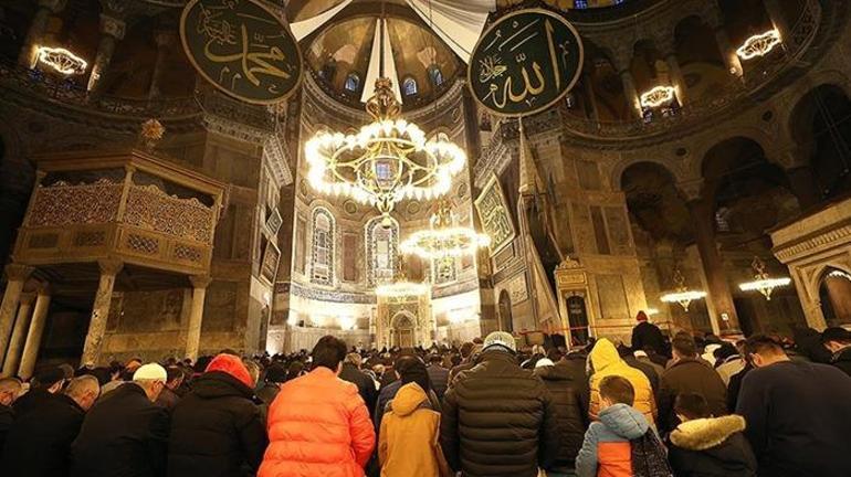 AREFE GÜNÜ 1000 İHLAS OKUMANIN FAZİLETİ: Arefe Günü 1000 İhlas ne zaman ve nasıl yapılır İşte anlamı ve fazileti