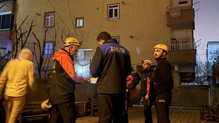 Kolonlardan ses geldi, 51 kişinin olduğu bina boşaltıldı