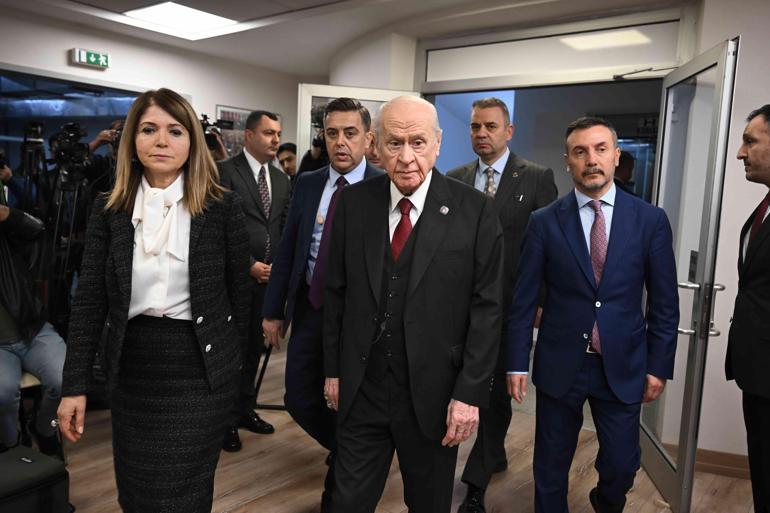 SON DAKİKA... (İzzet Ulvi Yönterin istifası) MHP lideri Bahçeli: Akademik çalışmaları için müsaade istedi
