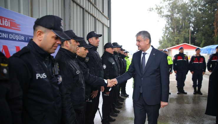 Adana Valisi Mustafa Yavuz trafik denetimine katıldı