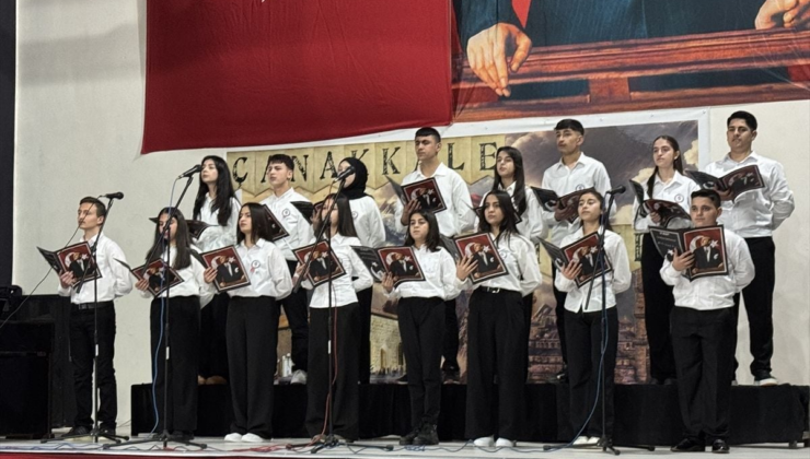 Yüksekova'da Çanakkale Deniz Zaferi dolayısıyla program düzenlendi