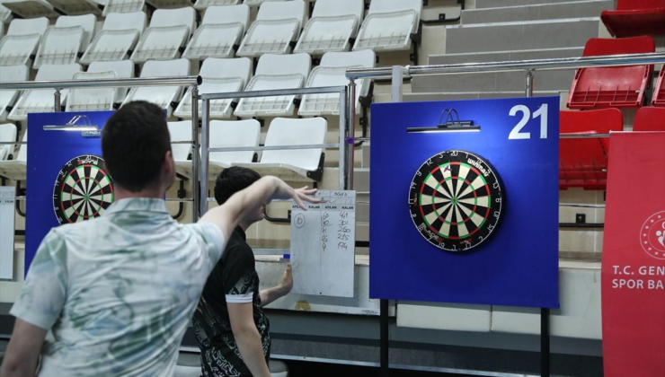 Erzincan'da Şehit Eren Bülbül Türkiye Dart Şampiyonası Sıralama Turları Tamamlandı