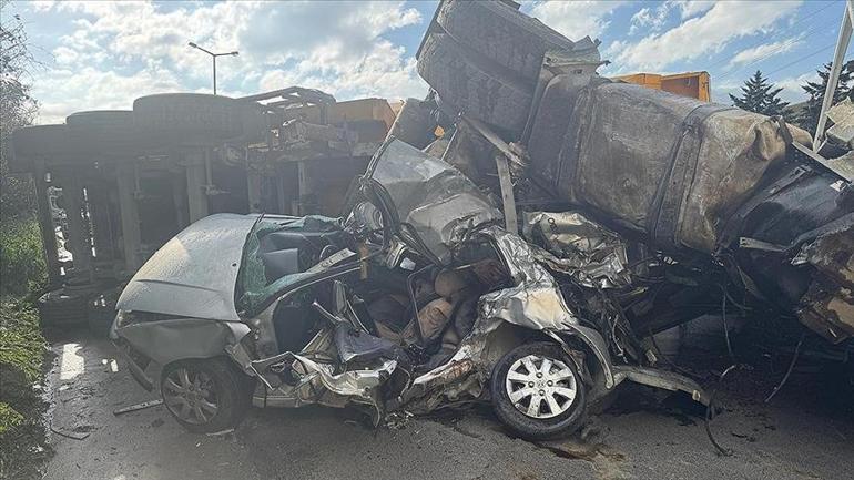 Ankara - Kocaeli yolunda zincirleme facia: 2 ÖLÜ
