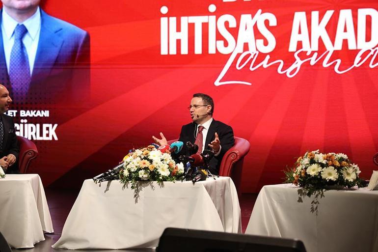 Sanal medya hesaplarına kimlik doğrulaması geliyor Bakan Gürlekten yeni açıklama