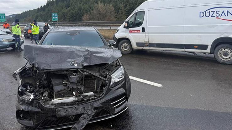 Anadolu Otoyolu'nda zincirleme kaza! 9 araç birbirine girdi