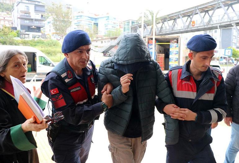 Alanyada okul saldırılarına destek paylaşımına tutuklama