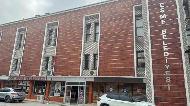 Eşme Belediye Başkanı Tozan ve 2 belediye çalışanı tutuklandı