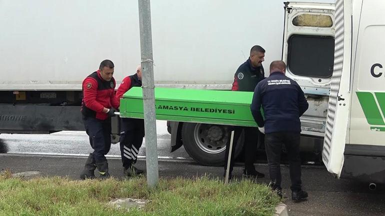 Amasyada feci kaza: Otomobilden fırlayan bebek hayatını kaybetti