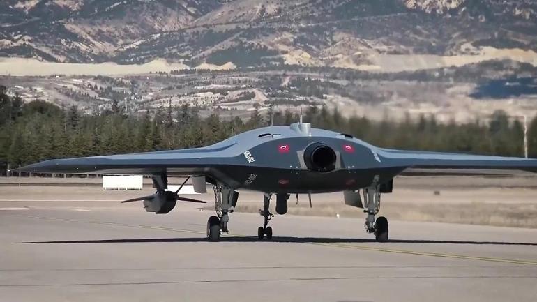 TSKnın bukalemun İHAsı: SÜPER ŞİMŞEK