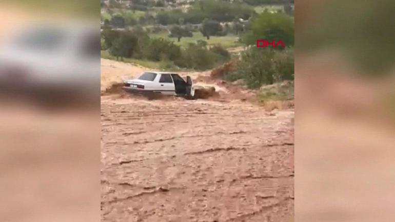 Adana’da sağanak, dolu ve sel: 1 ölü