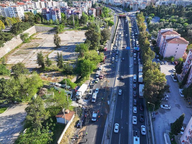 SON DAKİKA | Bornovada freni patlayan tır karşı şeride geçti: Ölü ve yaralılar var