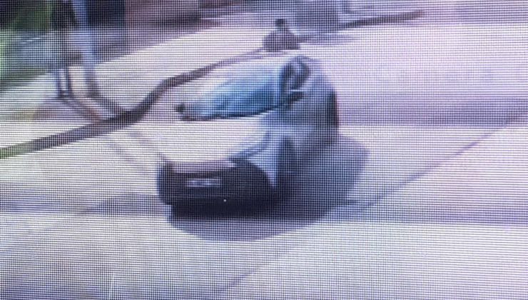 Bursa'da cip ile motosiklet çarpıştı, 2 kişi yaralandı: Kaza anı kamerada