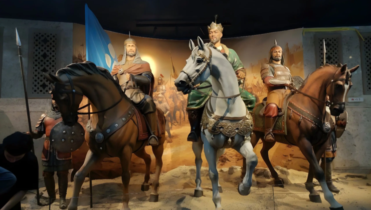 Özbekistan’daki Amir Timur Müzesi yeniden ziyarete açıldı