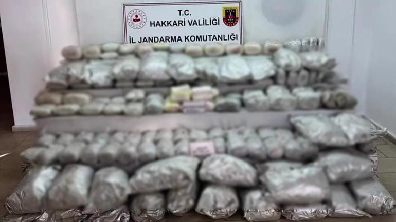 Van ve Hakkari'de operasyon: 446 kilogram uyuşturucu madde ele geçirildi