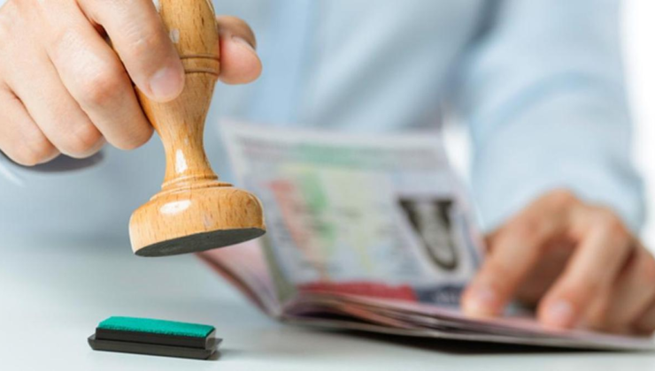 Vize randevusunda büyük çile! 'Vatandaşa yok acenteye var'