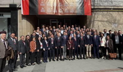 CHP Genel Başkan yardımcıları Aytekin ve Zeybek, Zonguldak'ta toplantıya katıldı