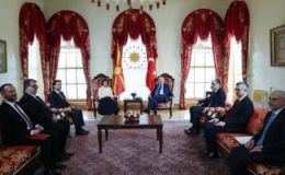 Cumhurbaşkanı Erdoğan'dan Dolmabahçe'de diplomatik temaslar