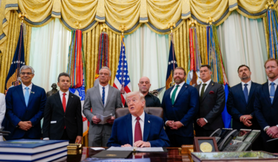 Trump: İran bize şantaj yapamaz