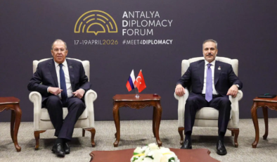 Bakan Fidan, Rus mevkidaşı Lavrov ile görüştü