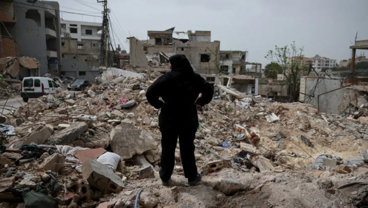 Ateşkesle birlikte evlerine dönen Lübnanlılar yıkımla karşılaştı