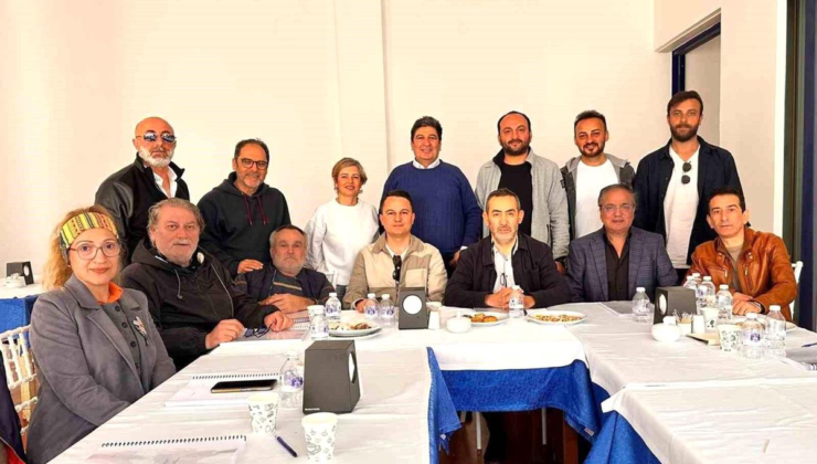 'Dondurmak Gaymak' 20 yıl aradan sonra yeni bir hikâyeyle izleyicilerle buluşacak