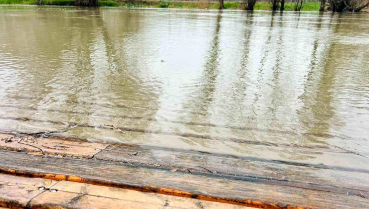 Kayseride Zamantı Irmağı taştı: Kano merkezleri sular altında kaldı