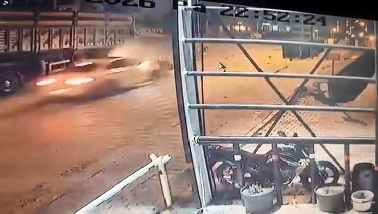 Elazığ'da 4 kişinin yaralandığı kazanın görüntüsü ortaya çıktı