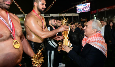 Yağlı güreş sezonu açıldı! İşte yeni dönemin ilk başpehlivanı