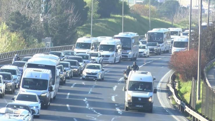 İstanbul'da haftanın ilk iş gününde trafik yoğunluğu