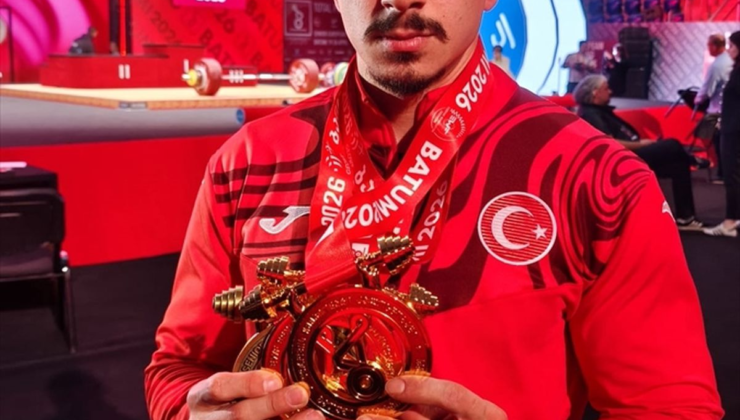 Milli halterci Yusuf Fehmi Genç, Avrupa Şampiyonası'nda 2 altın madalya kazandı