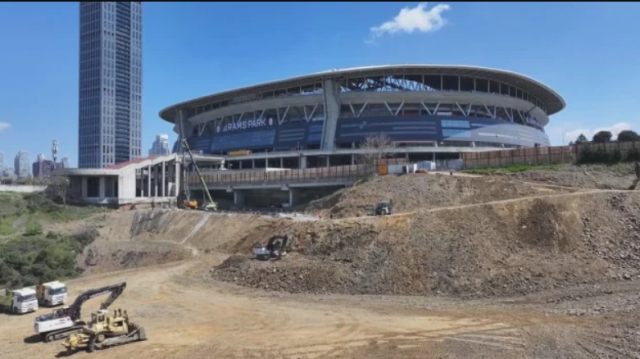 Aslantepe ne zaman bitecek, Aslantepe basketbol, voleybol sahaları kaç kişilik, Galatasaray Aslantepe projesi maliyeti ne kadar?