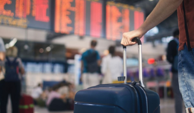 Savaş yakıt fiyatlarını uçurdu, Alman havayolu devi 20 bin uçuşu iptal ediyor