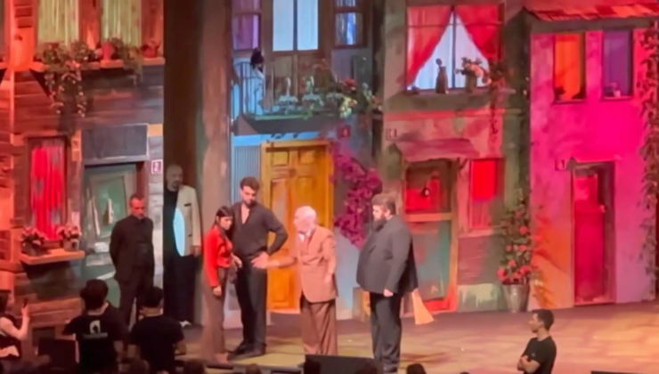 Seyirci ile tartışan Müjdat Gezen hastaneye kaldırıldı. Gırgıriye Müzikali iptal edildi