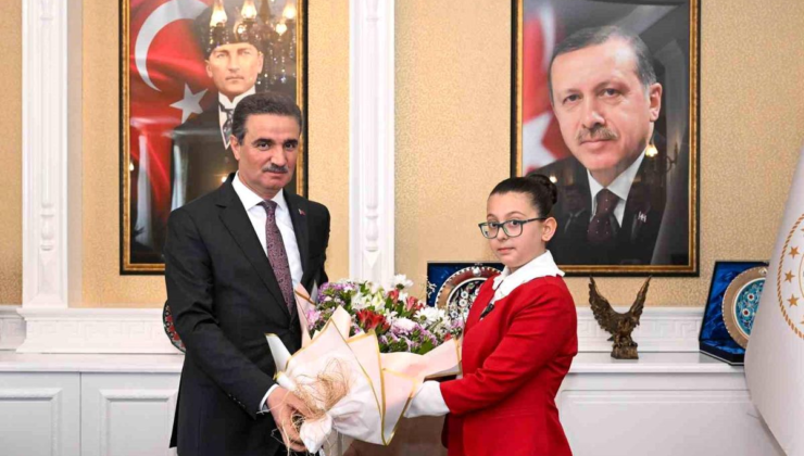 Erzurum'da 23 Nisan'da anlamlı devir teslim