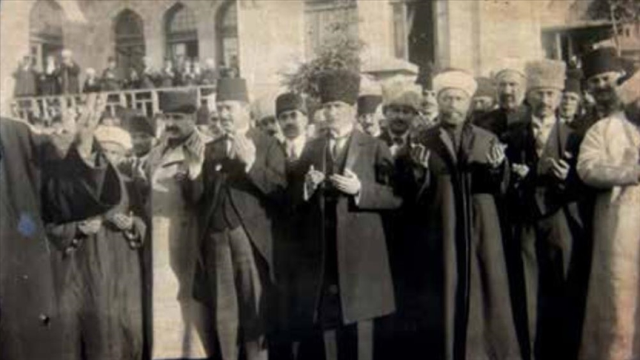 Atamızın armağanı 23 Nisan'ın tarihsel yolculuğu! TBMM'nin açılışından dünya çocuklarına