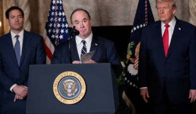 ABD Donanma Sekreteri Phelan da görevden ayrıldı