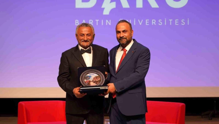 Ünlü Saç Stilisti Sabit Akkaya, BARÜ'de Öğrencilerle Buluştu