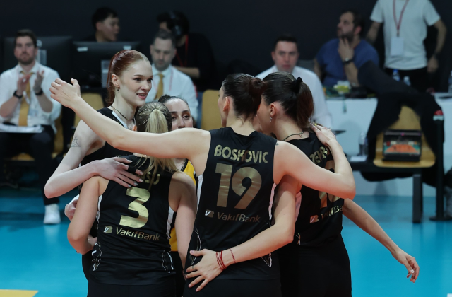 Sultanlar Ligi'nde finalistler belli oldu