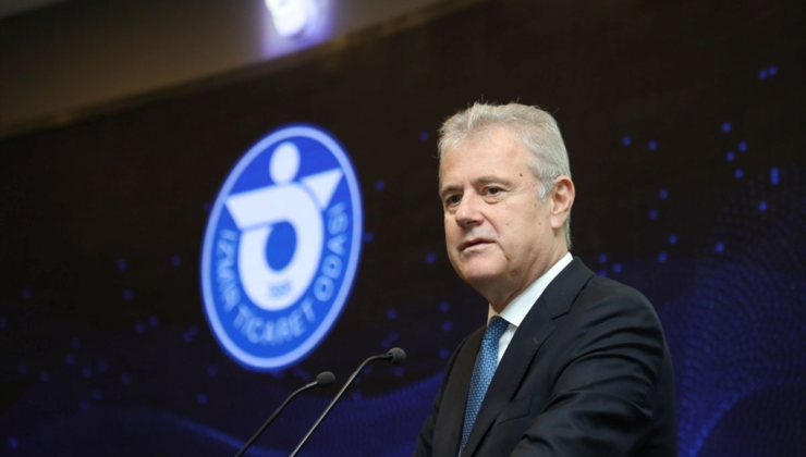 İzmir iş dünyası temsilcileri "Türkiye Yüzyılı Yatırım İçin Güçlü Merkez Programı"nı değerlendirdi