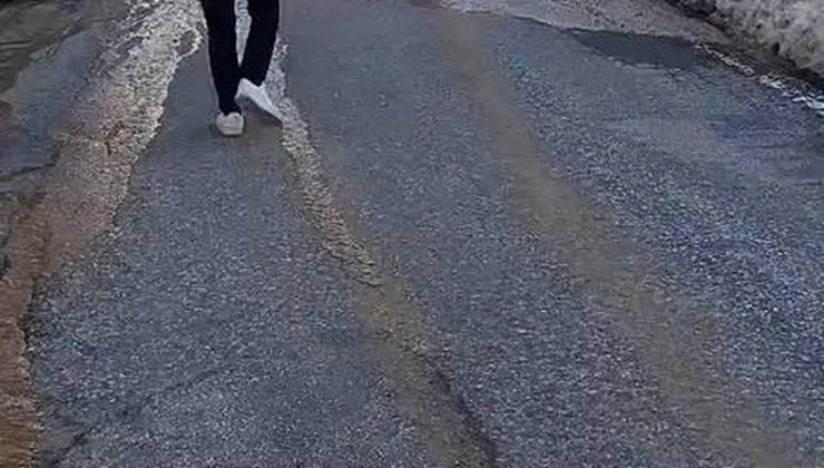 Heyelan nedeniyle kapanan Hasköy-Mutki yolu açıldı